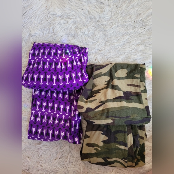 Used Lularoe Leggings Arrows and Camo - Picture 1 of 3